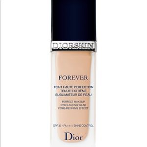 Diorskin Forever Foundation